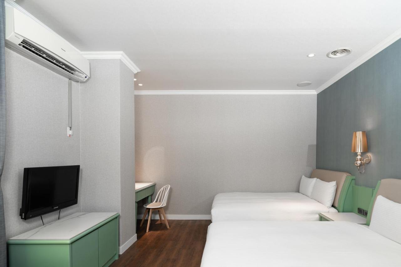 Fu Hsiang Hotel Yilan Eksteriør bilde